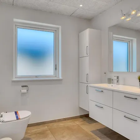 Nybygget Udsigtshus Med Gratis Internet Og Sauna Sj10 * Harboør