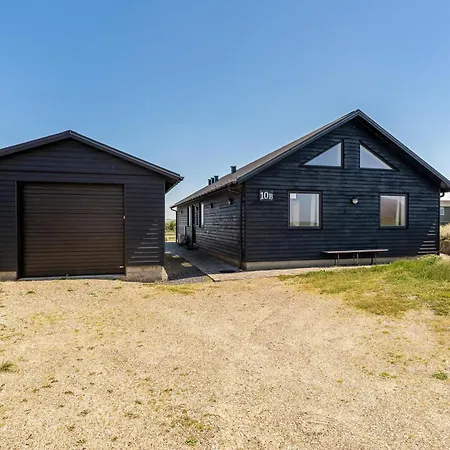 Nybygget Udsigtshus Med Gratis Internet Og Sauna Sj10 Vakantiehuis